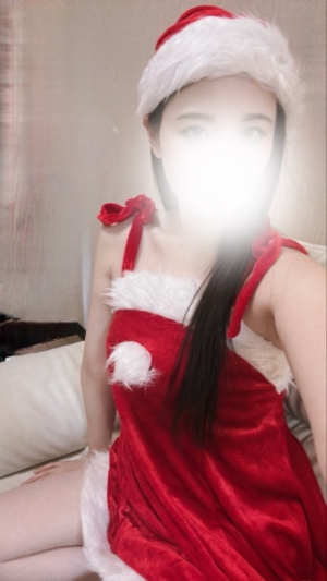 船橋のメンズエステ「Aroma Espoir~アロマエスポワール~」のセラピスト「えま」